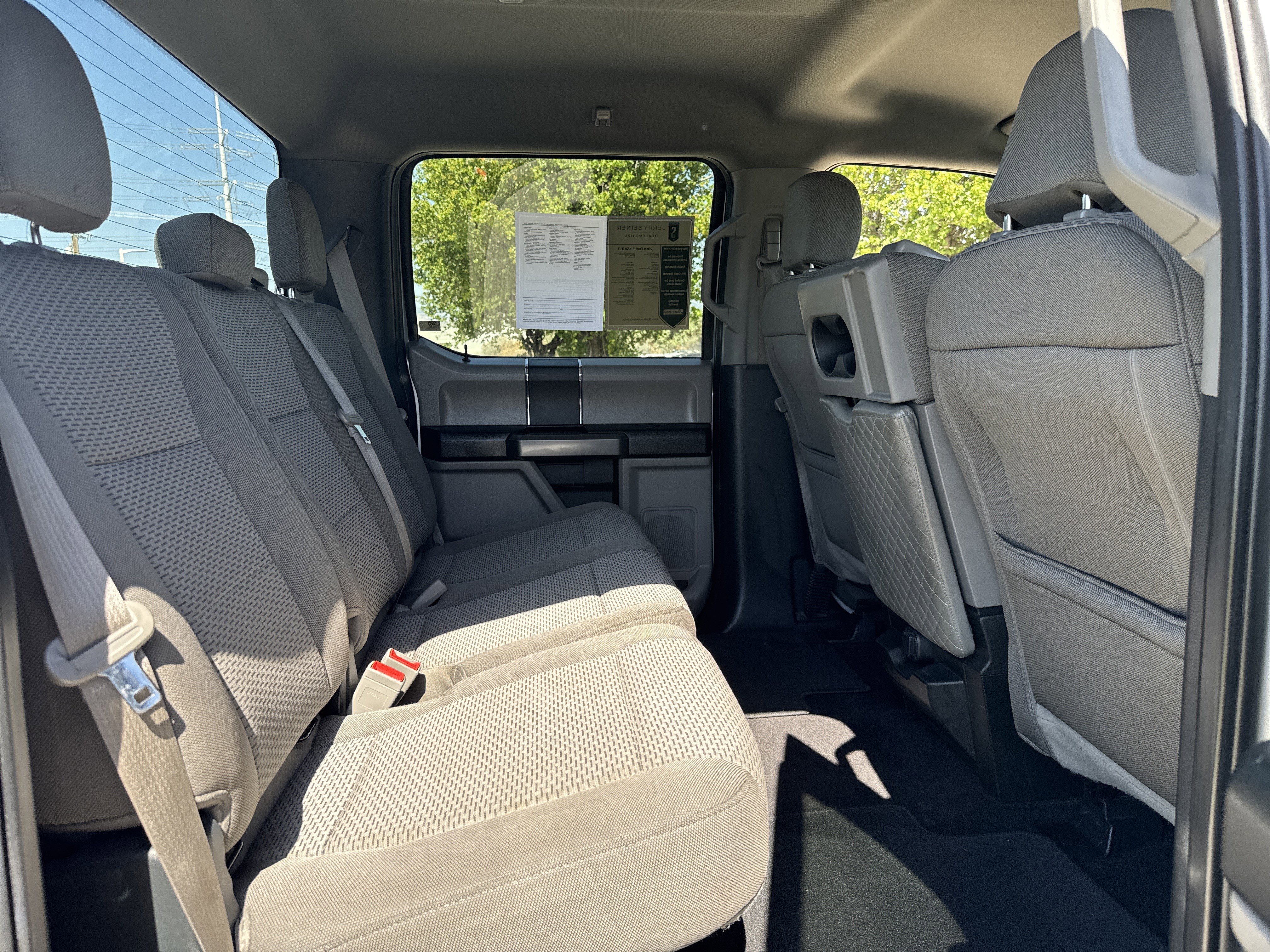 Used 2019 Ingot Silver Ford XLT image 25