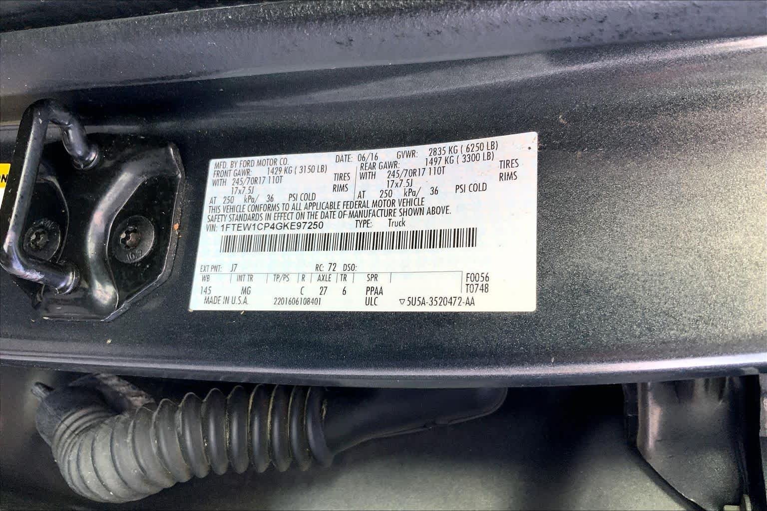 Used 2016 Magnetic Metallic Ford XLT image 28
