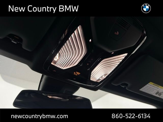 2026 BMW 3 Series 330i - Photo 25