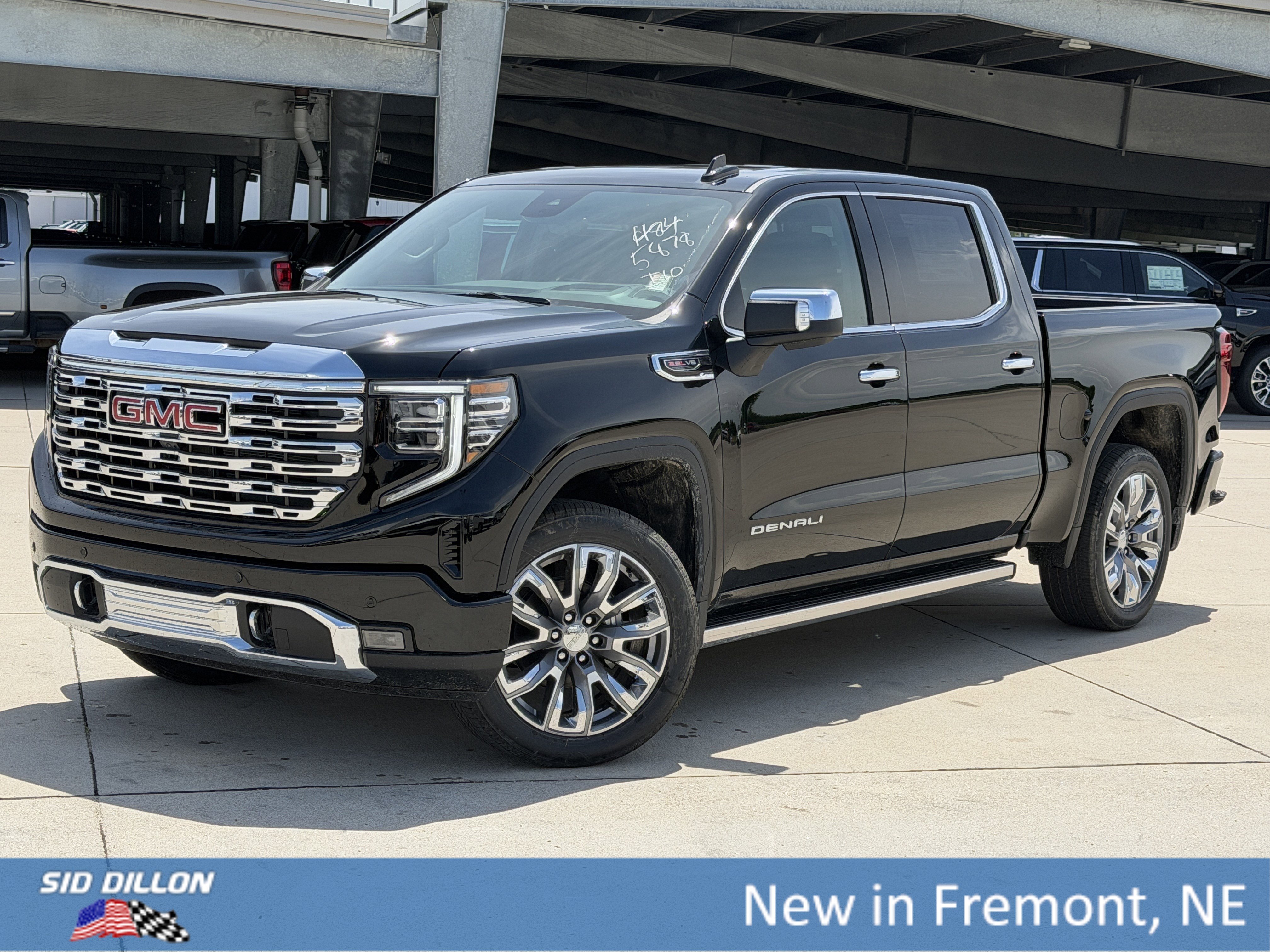 2026 GMC Sierra 4WD Crew Cab Short Box Denali's photo