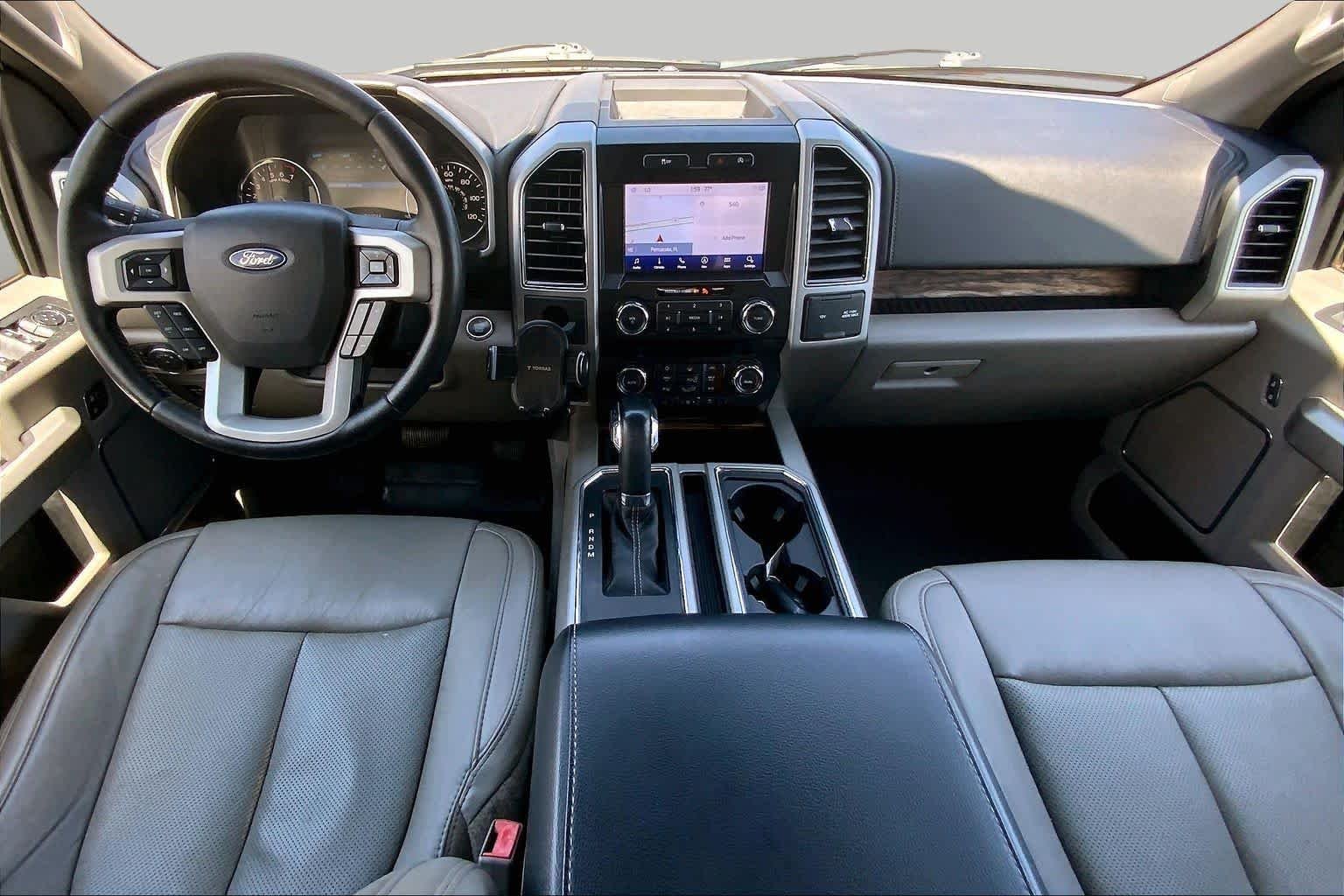 Certified Used 2019 Magnetic Metallic Ford LARIAT image 15