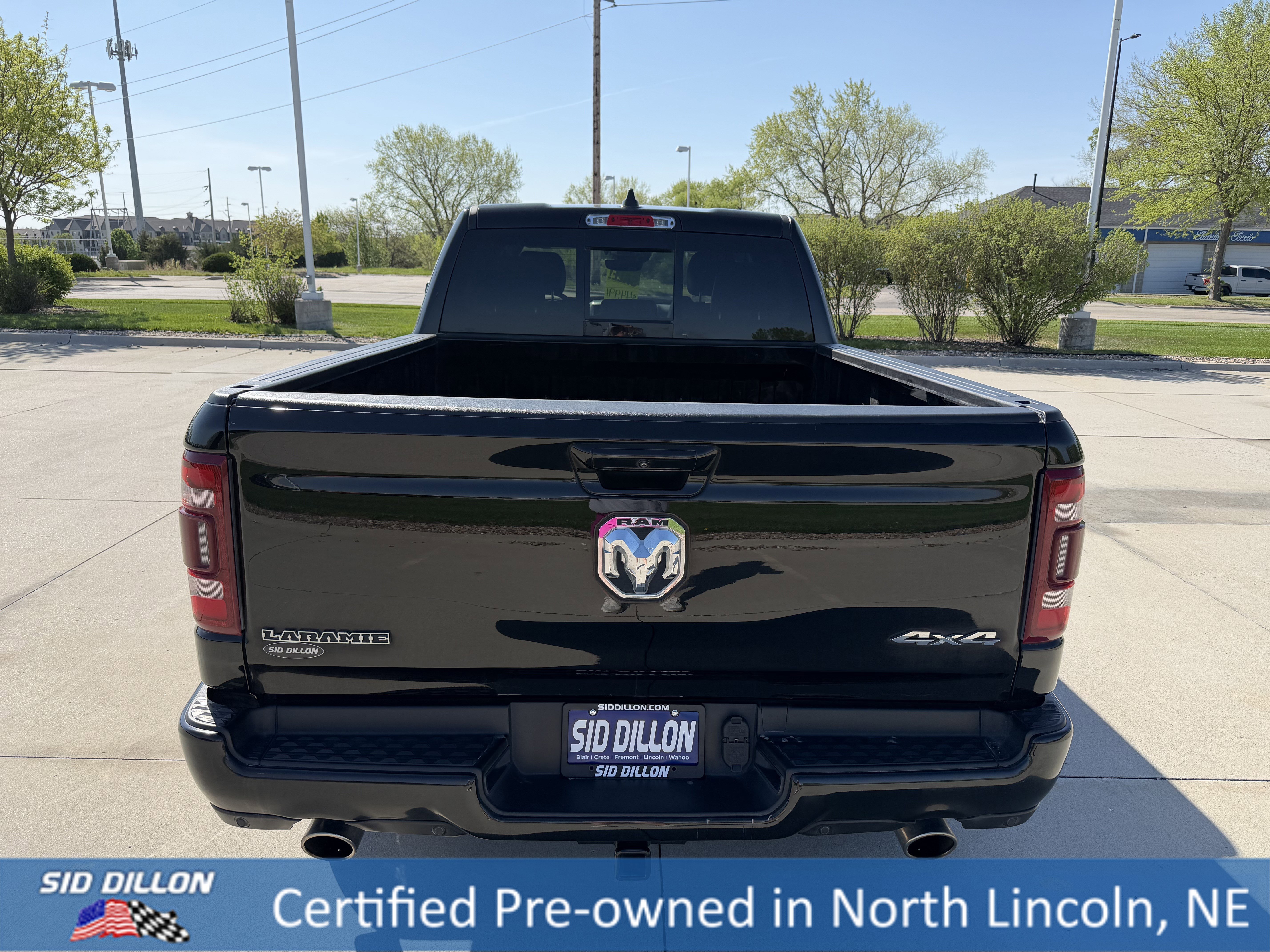 Used 2023 Diamond Black Crystal Pearlcoat Ram Laramie image 5