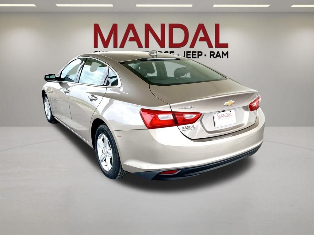 Used 2023 Gray Chevrolet LT image 8