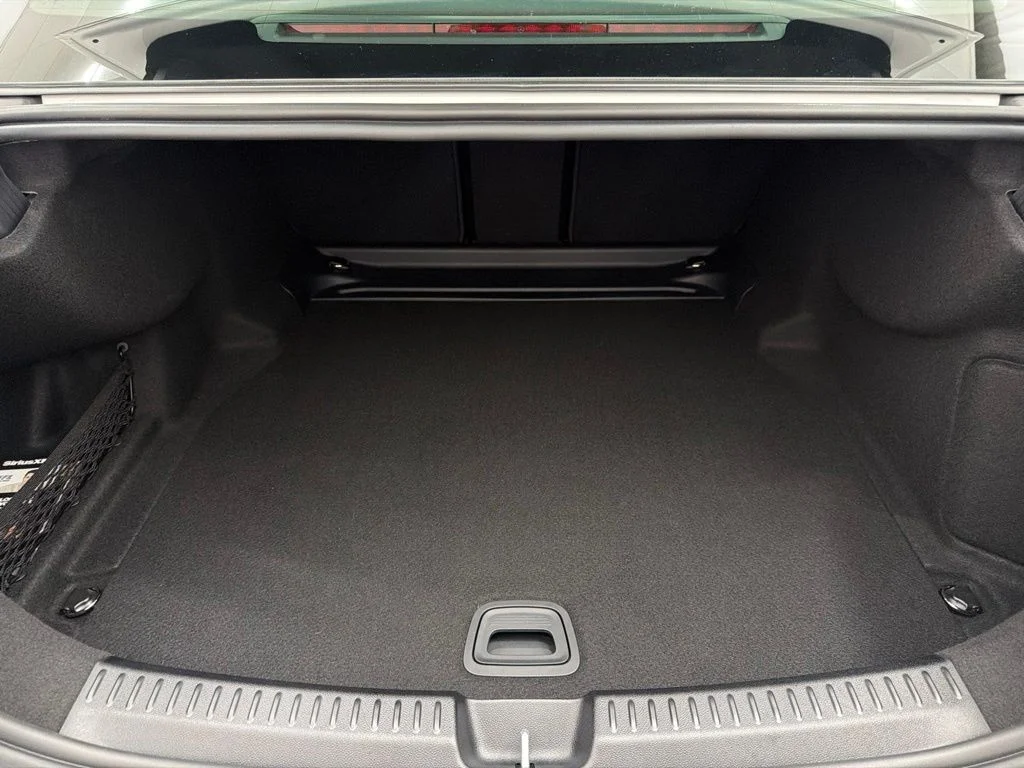 New 2027 White Mercedes-Benz E 350 image 25