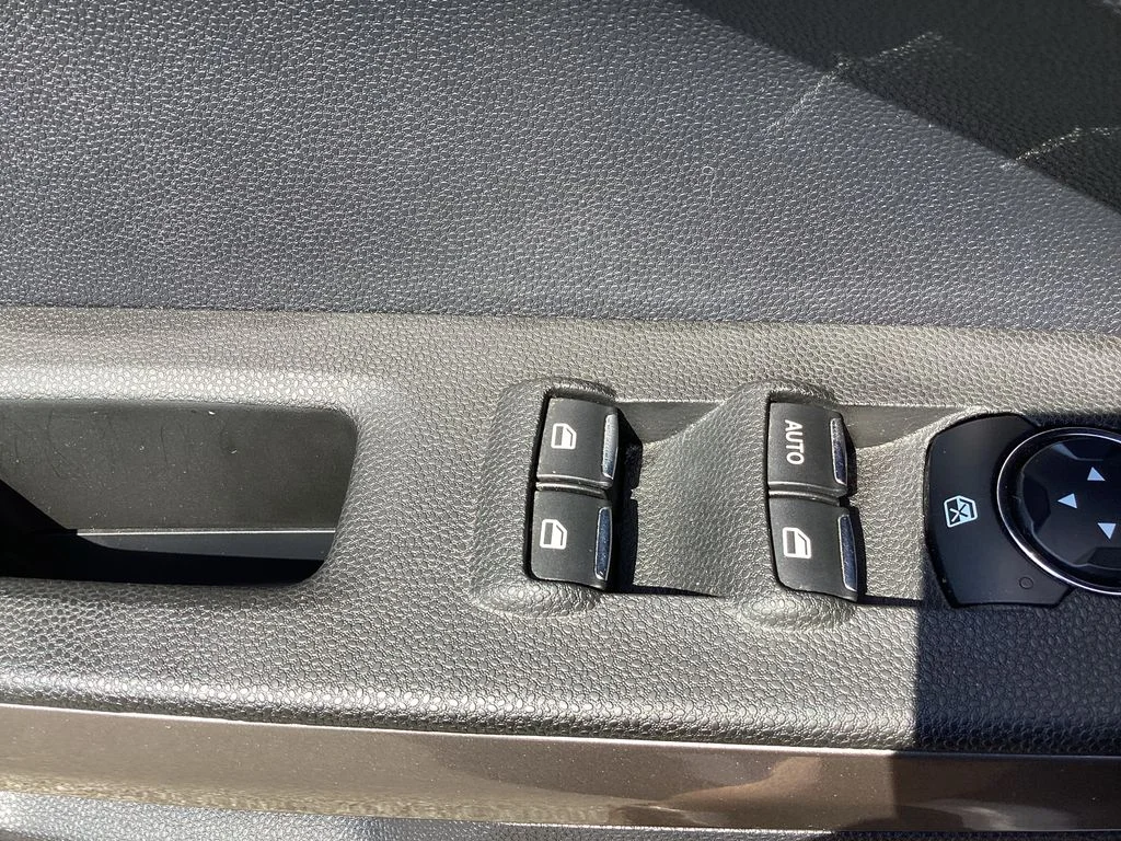 Used 2018 White Ford SE image 32