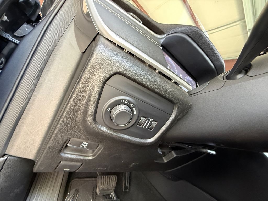 Used 2024 Gray Jeep Laredo image 23