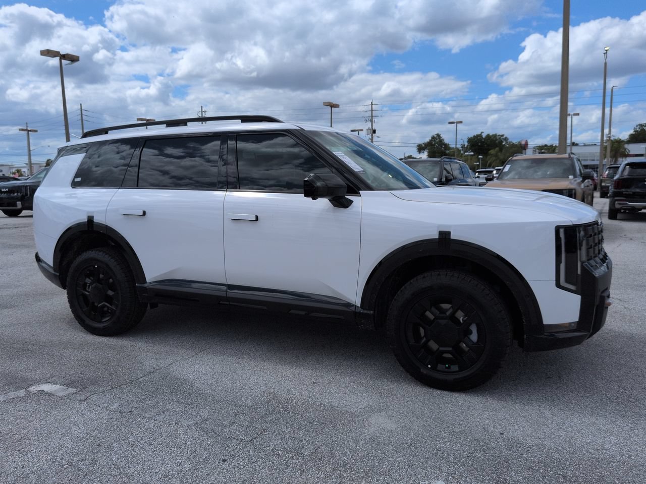 New 2027 Glacial White Kia X-Pro SX Prestige image 2