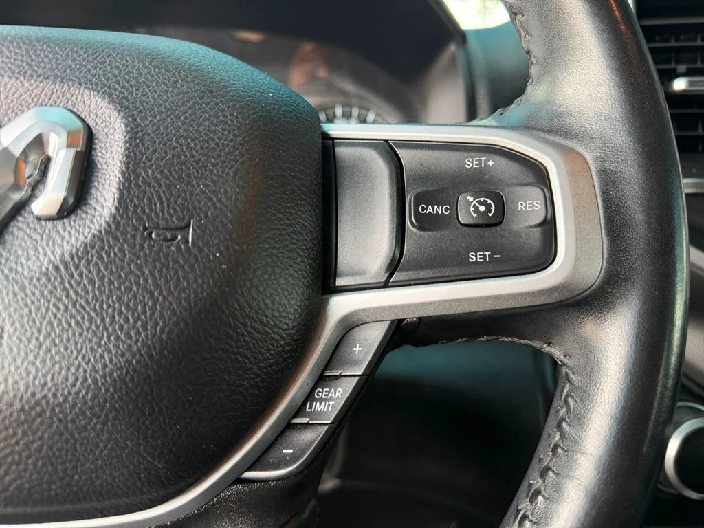 Used 2022 Silver Ram Big Horn/Lone Star image 25