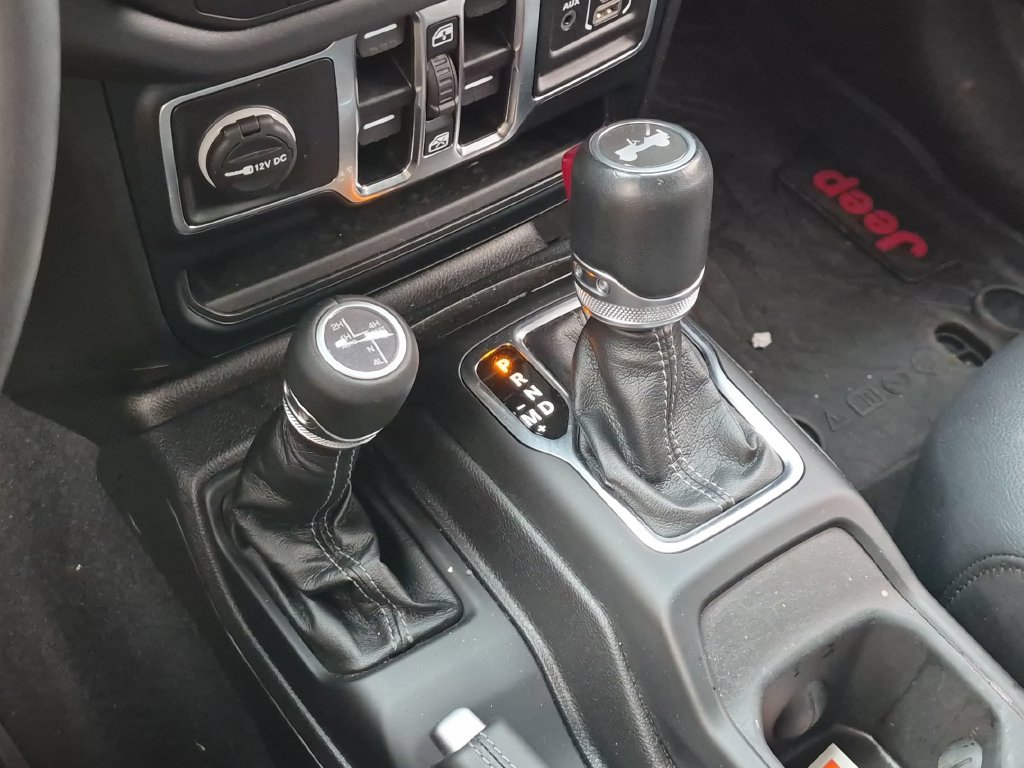 Used 2024 Silver Jeep Sahara 4xe image 12