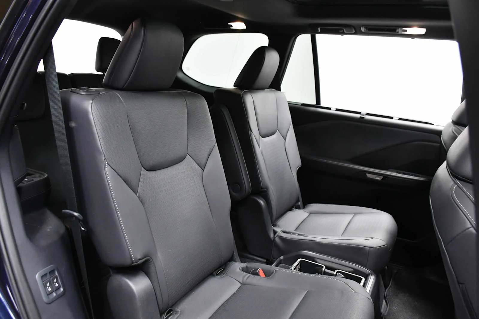 Certified Used 2025 NIGHTFALL MICA Lexus Premium image 25