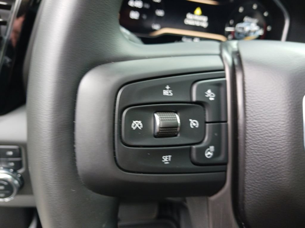 Used 2025 Silver GMC AT4 image 34