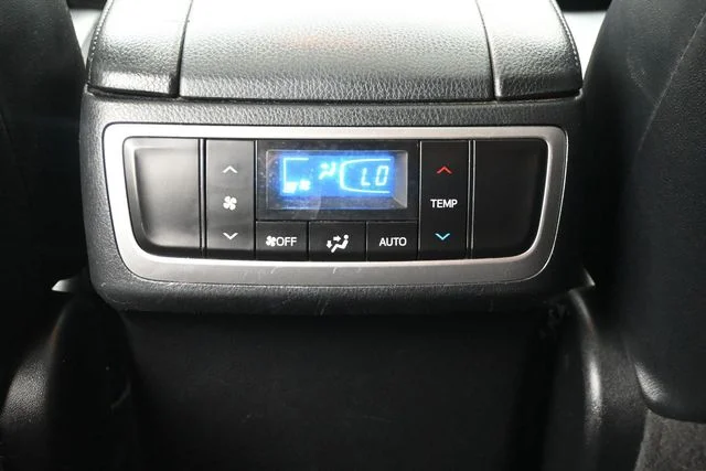 Used 2019 Midnight Black Metallic Toyota SE image 22