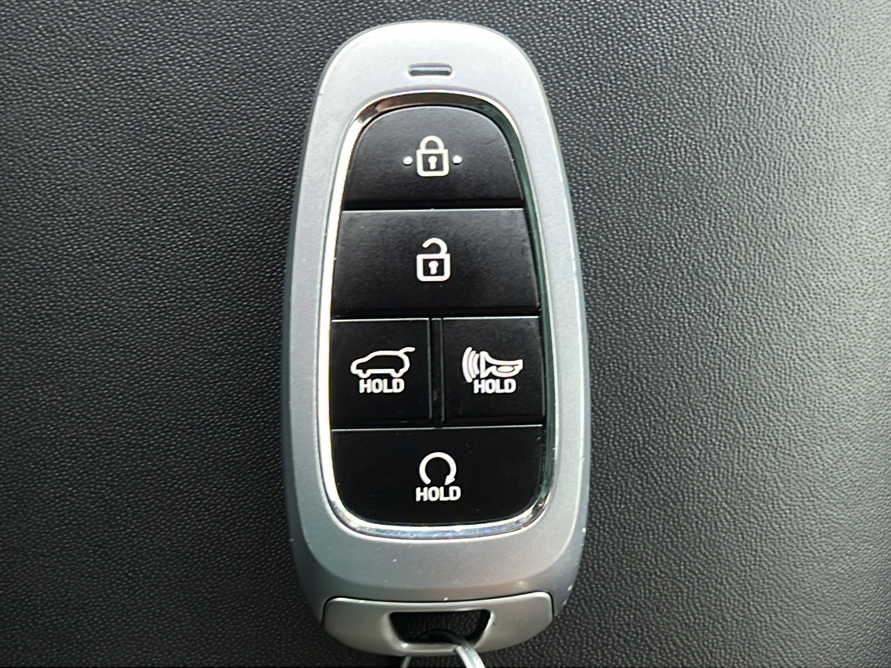 Used 2023 Serenity White Pearl Hyundai SEL image 27