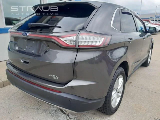Used 2018 Magnetic Ford SEL image 8