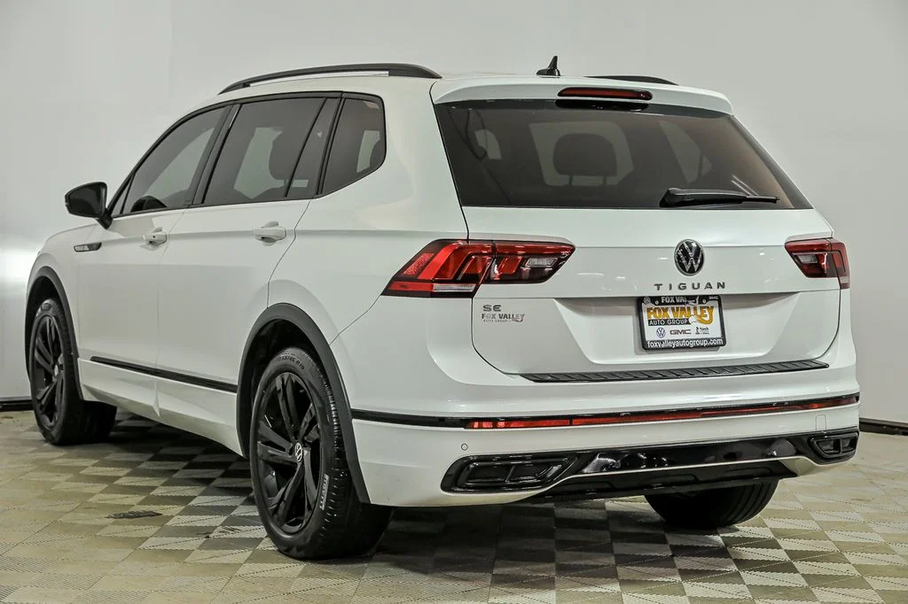 Certified Used 2023 White Volkswagen 2.0T SE R-Line Black image 6