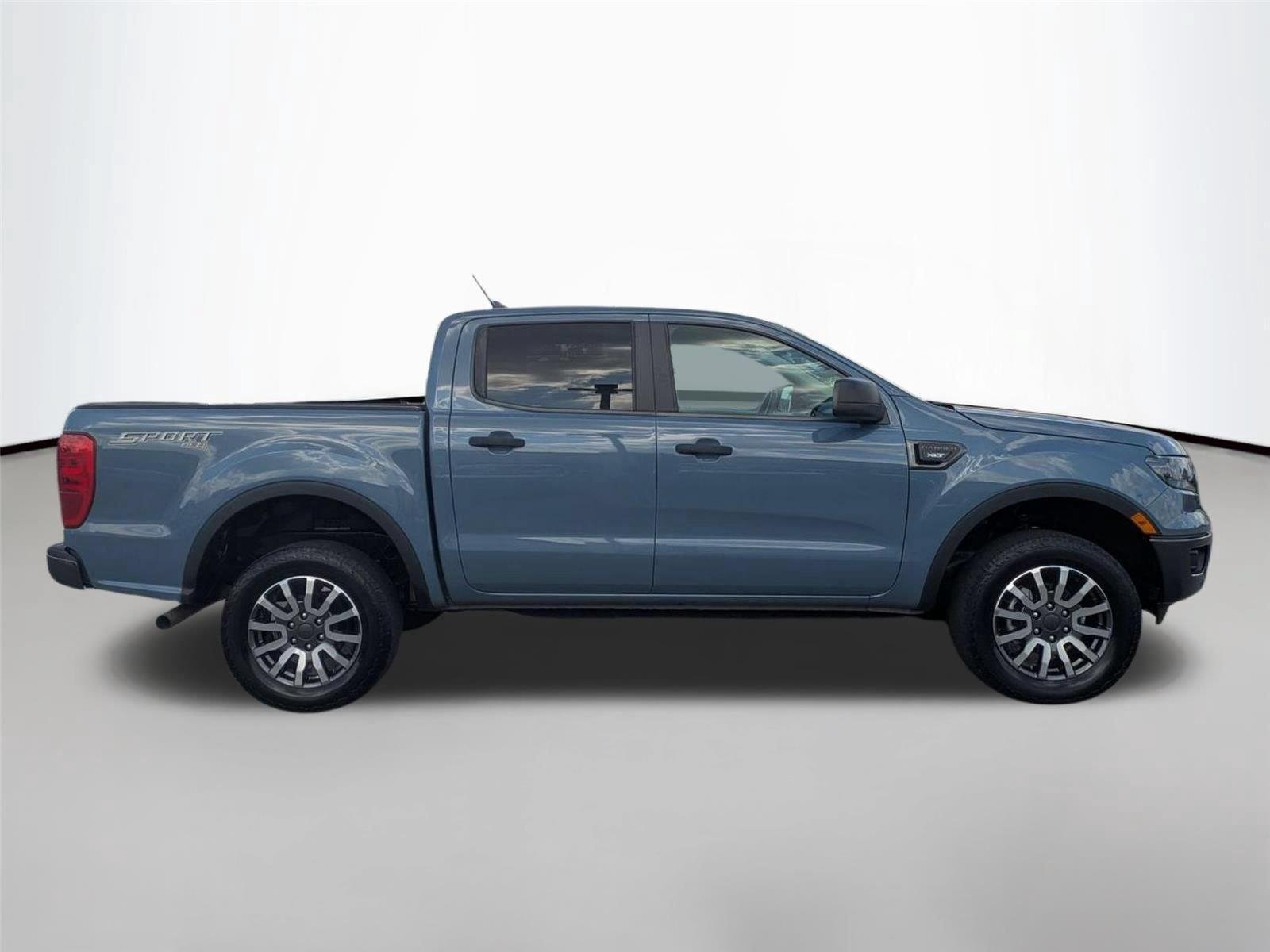 Used 2023 Azure Gray Metallic Tri-Coat Ford XLT image 4