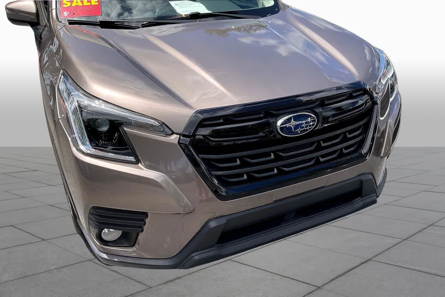 Used 2023 Brilliant Bronze Metallic Subaru Premium image 30