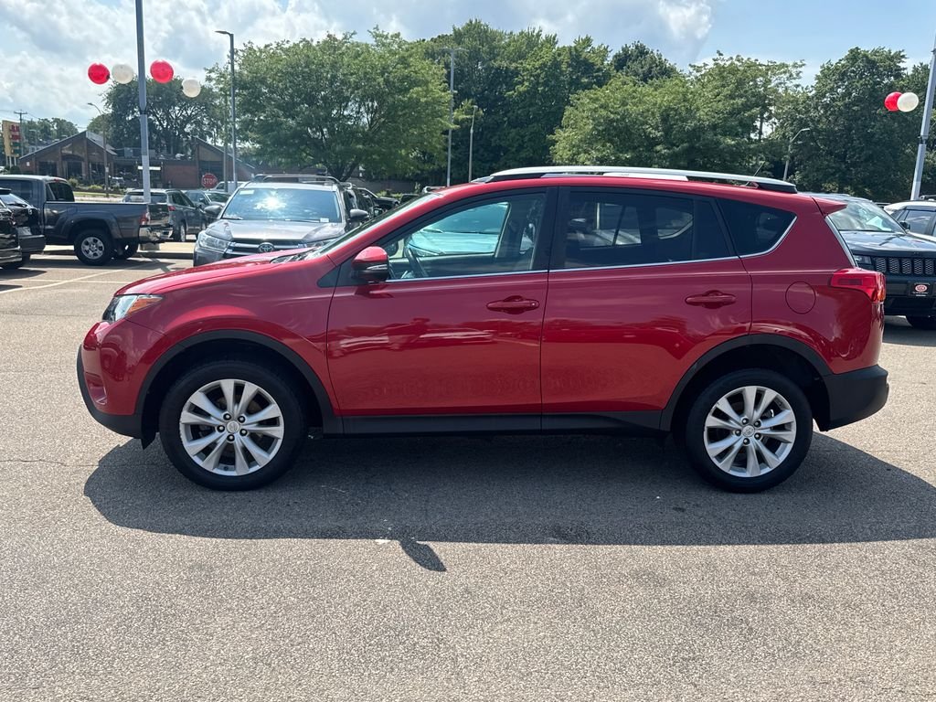 Used 2014 Red Toyota Limited image 4