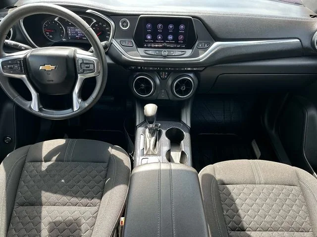 Used 2022 Silver Chevrolet LT image 12