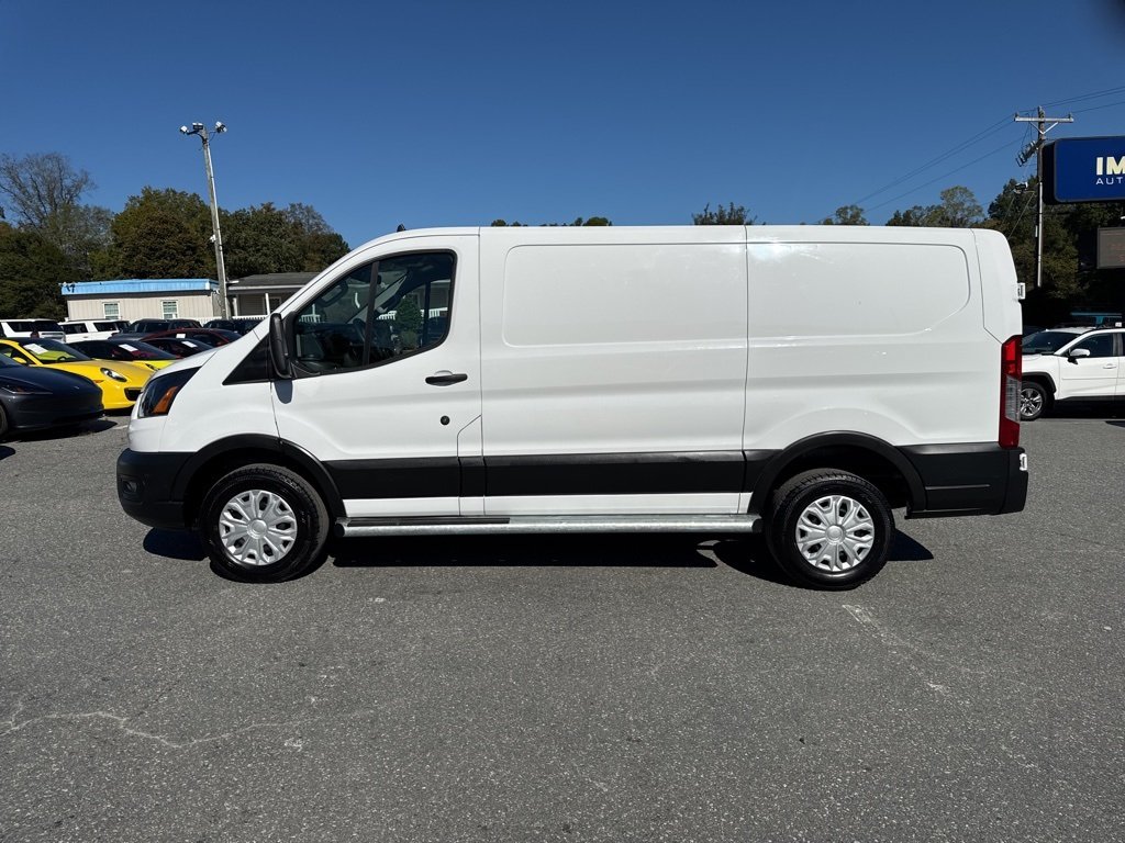2024 Ford Transit photo 2