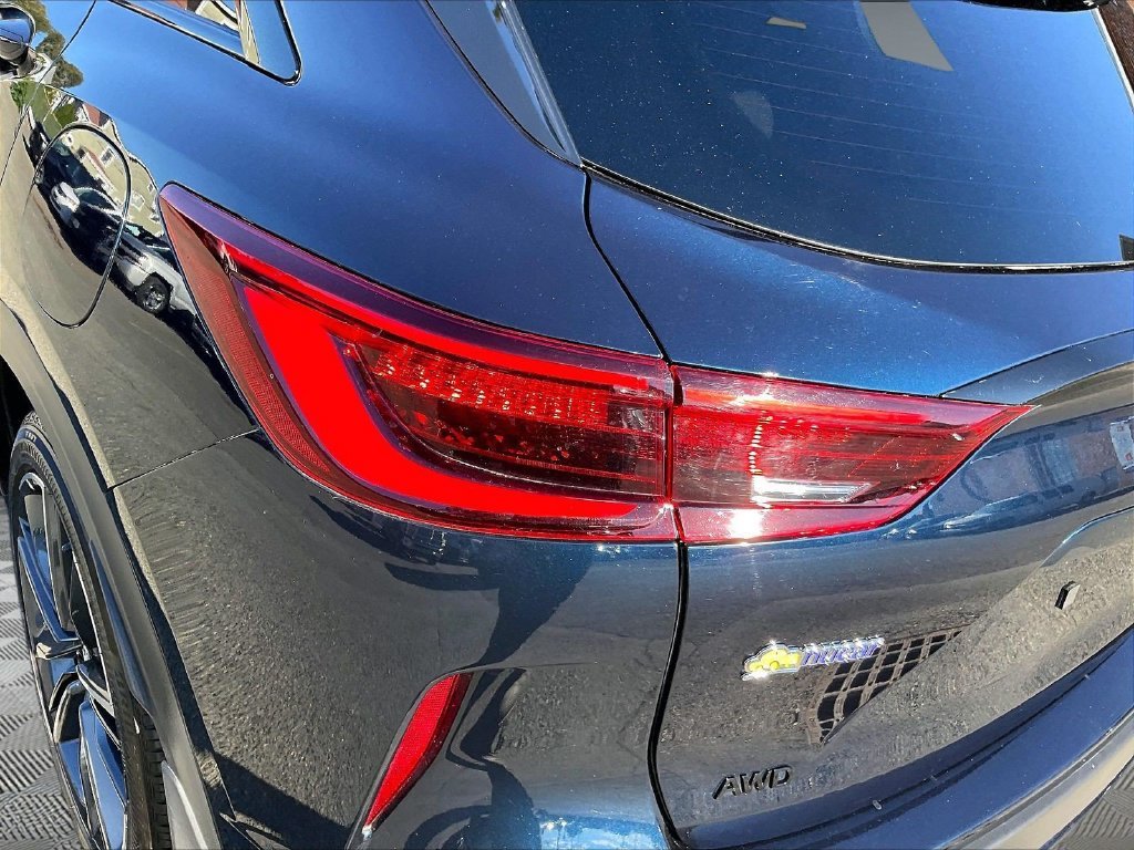 Used 2025 Blue INFINITI SPORT image 34