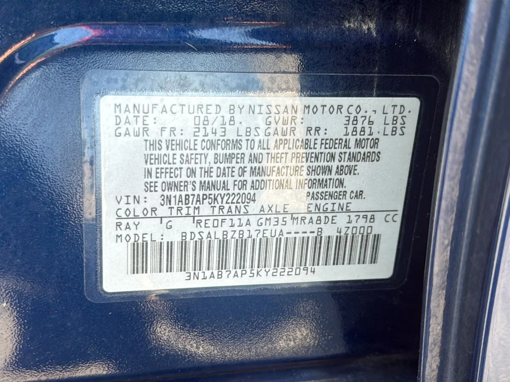 Used 2019 Blue Nissan S image 31