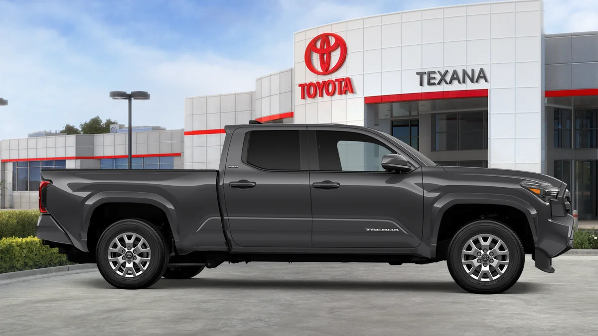 New 2026 Underground Toyota SR5 image 13