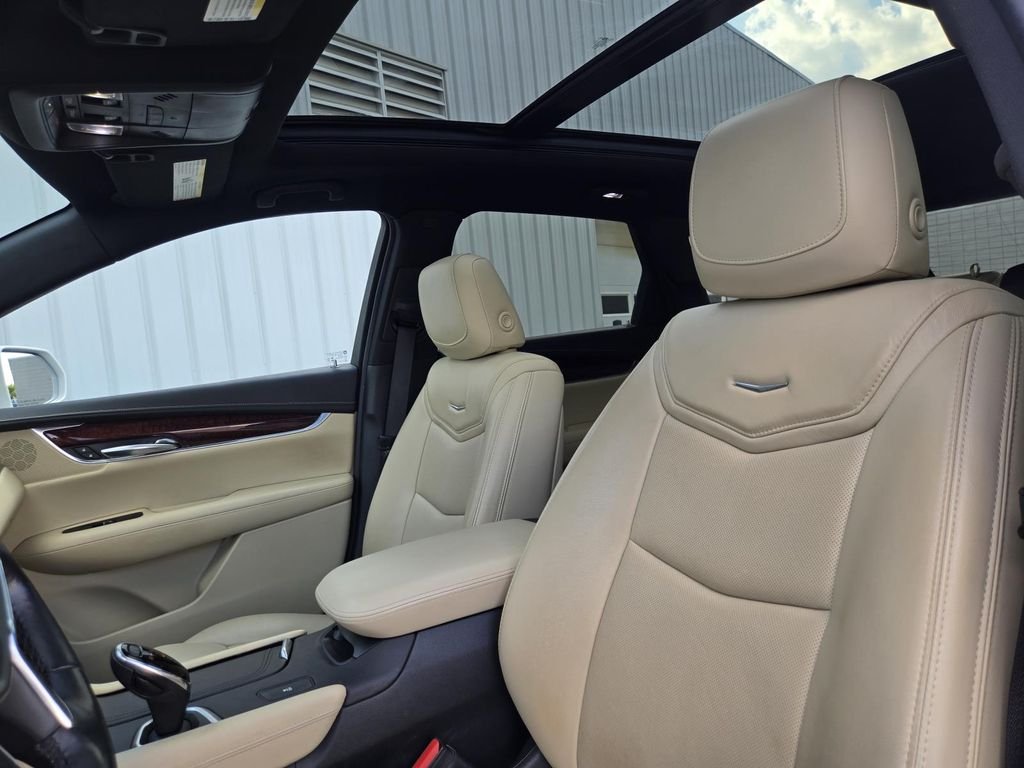 Used 2018 White Cadillac Luxury image 23