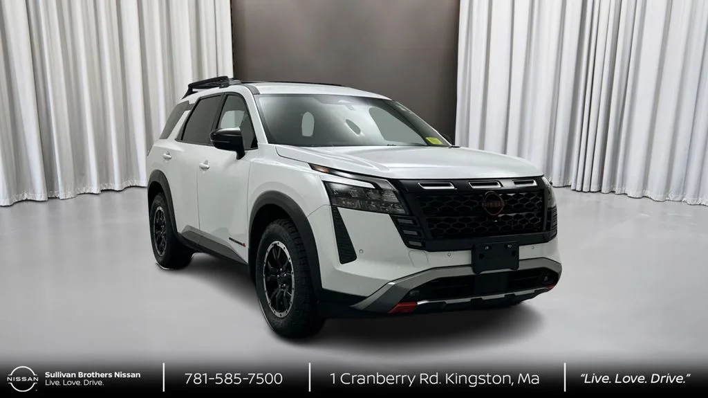 New 2026 Everest White Pearl TriCoat Nissan Rock Creek® image 3