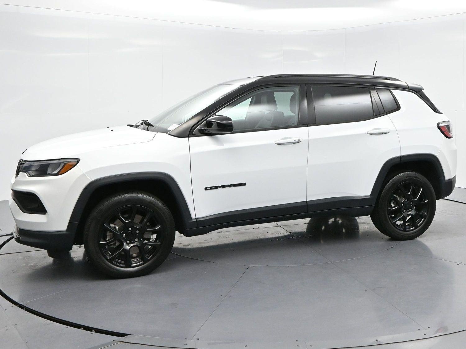 Used 2023 Bright White Clearcoat Jeep Altitude image 4