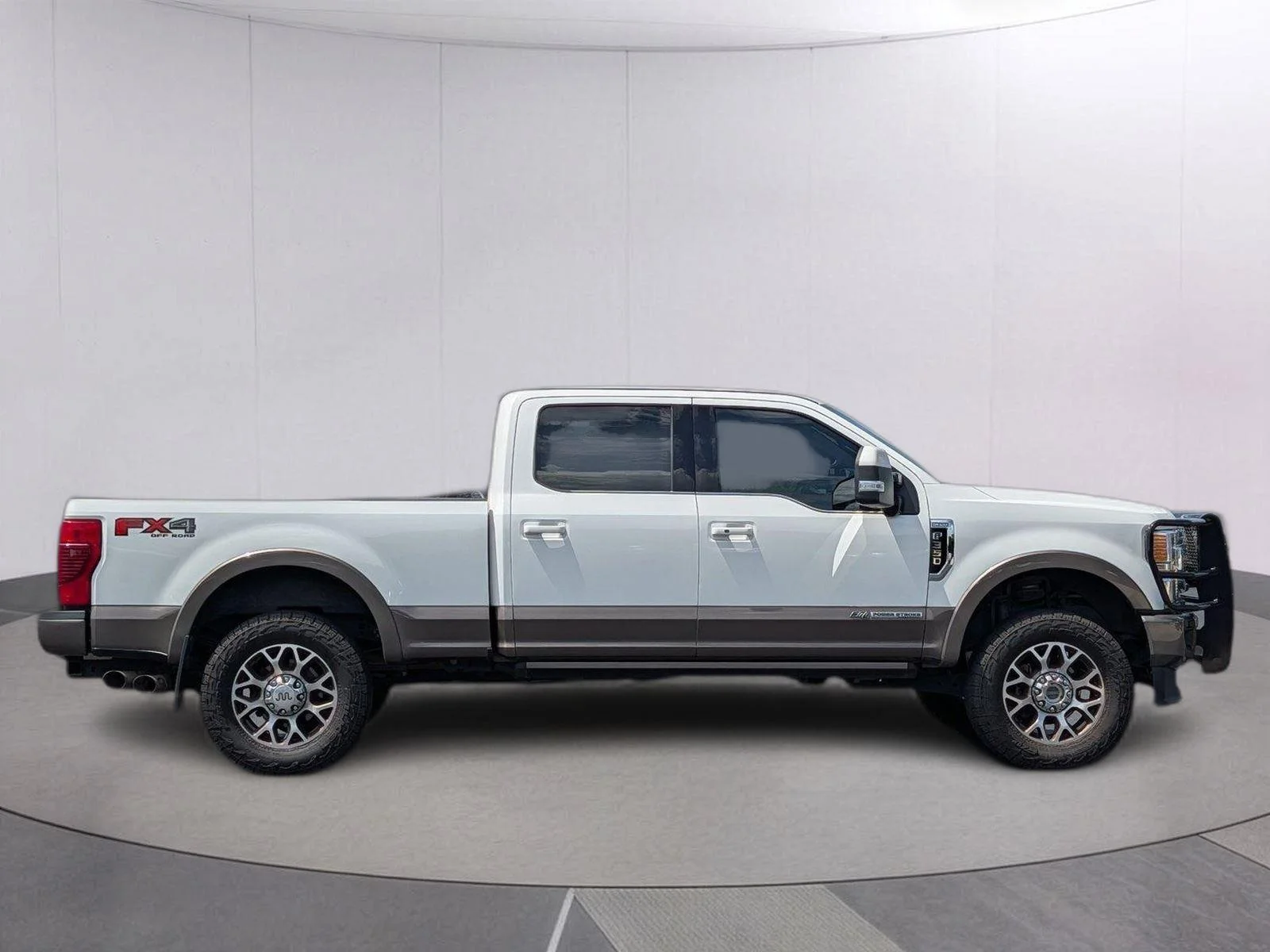 Used 2022 Star White Metallic Tri-Coat/Stone Gray Ford King Ranch image 8