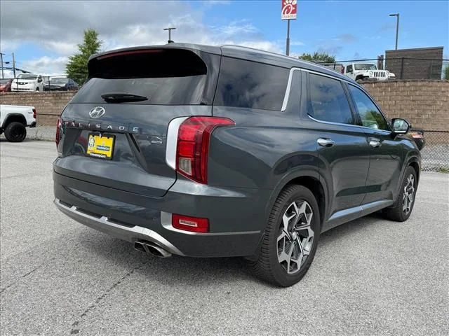 Used 2022 Gray Hyundai Calligraphy image 16