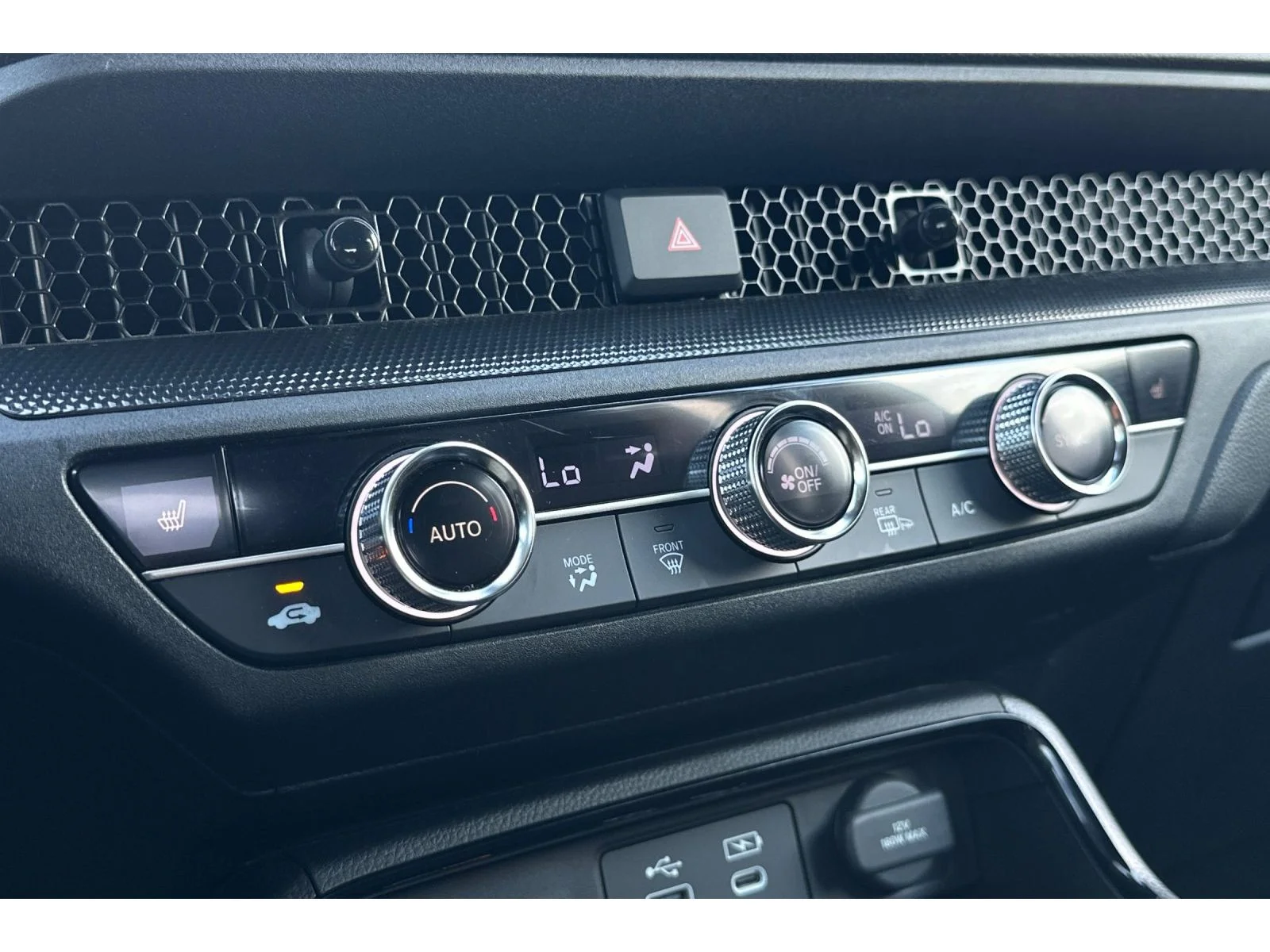 Used 2025 Meteorite Gray Metallic Honda Sport image 28