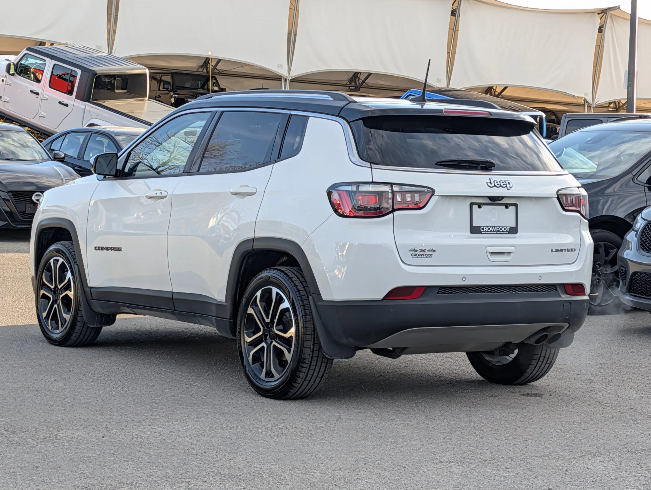 Certified Used 2022 White Jeep Limited - Sun & Sound Grp - Leather - Heated - Limited 4x4 image 6