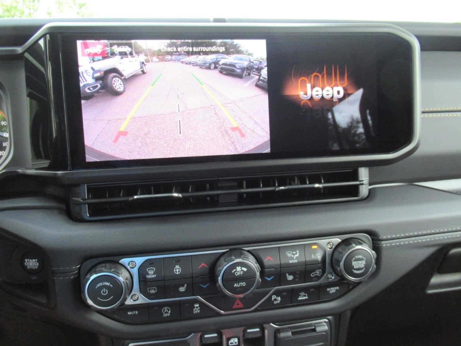 New 2026 Reign Exterior Paint Jeep Sahara image 29