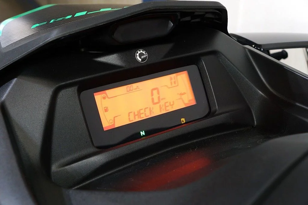 New 2026 Eclipse Black / Laguna Green Sea-Doo  image 8