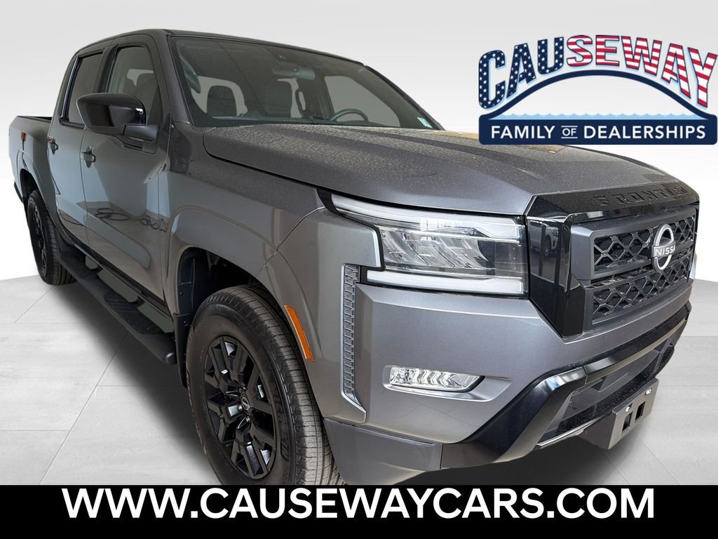2023 Nissan Frontier SV Crew Cab 4X4 SWB's photo