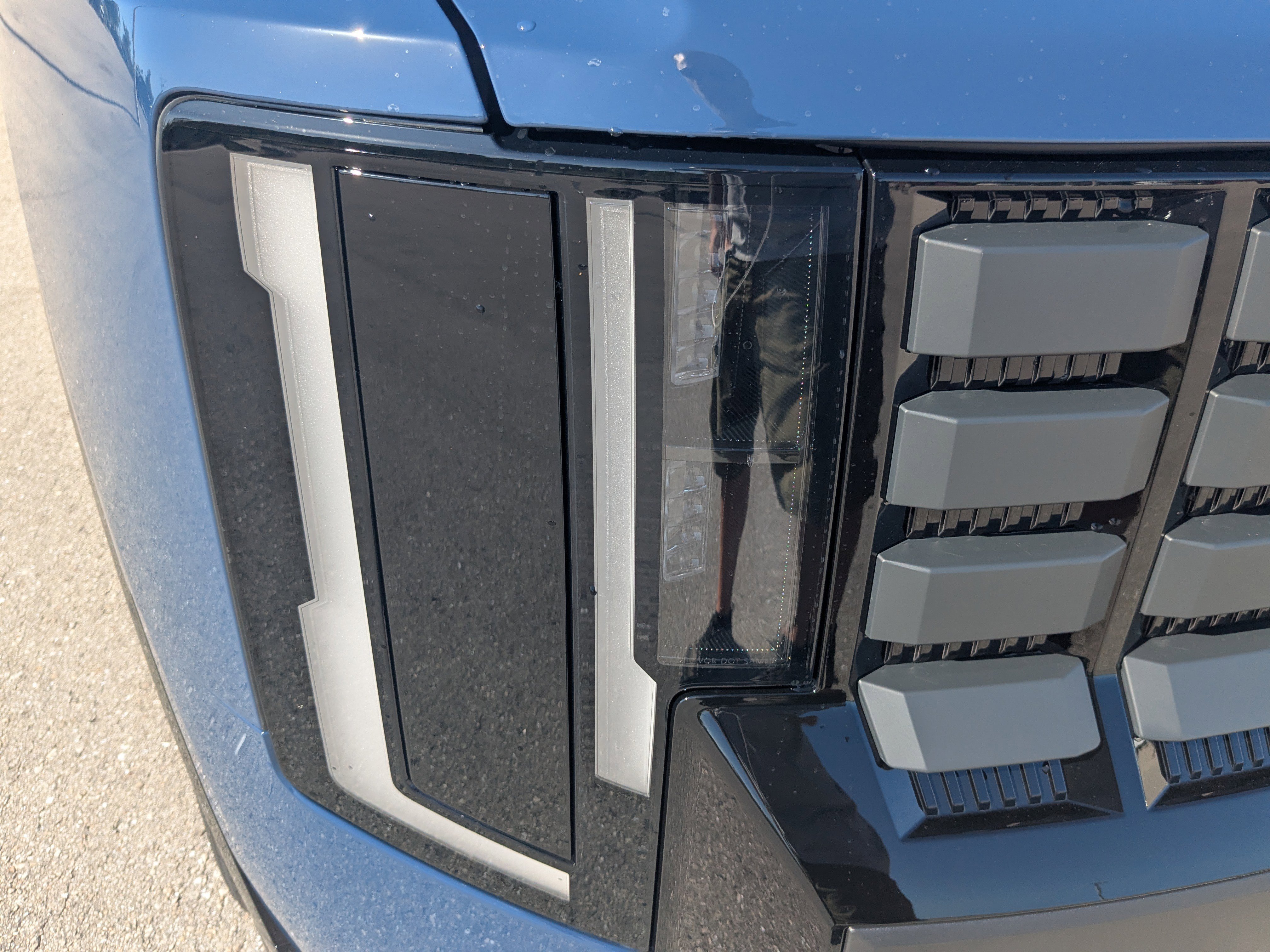 New 2027 Midnight Lake Blue Kia X-LINE SX image 10