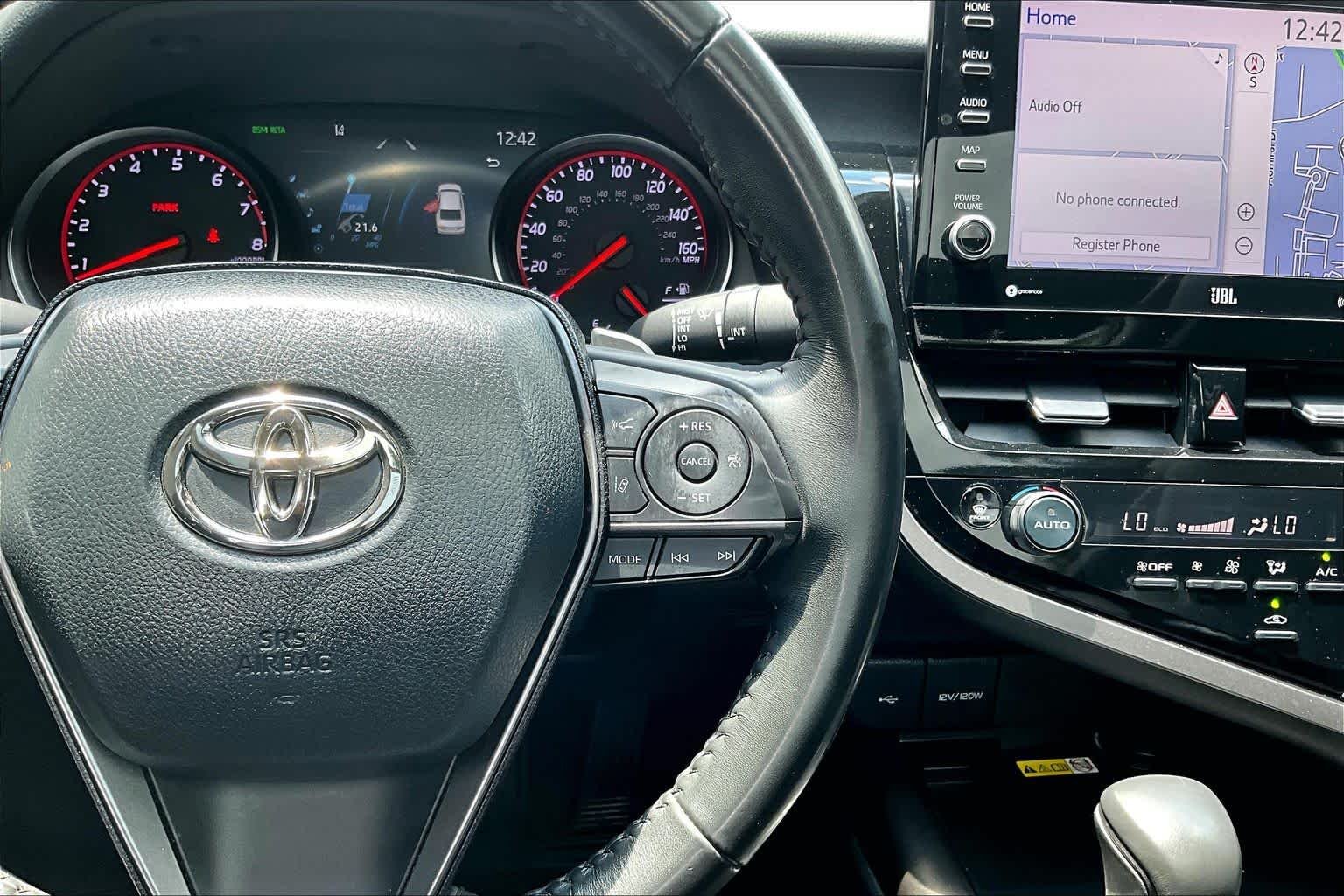 Used 2024 Wind Chill Pearl/Midnight Black Metallic Toyota XSE V6 image 25