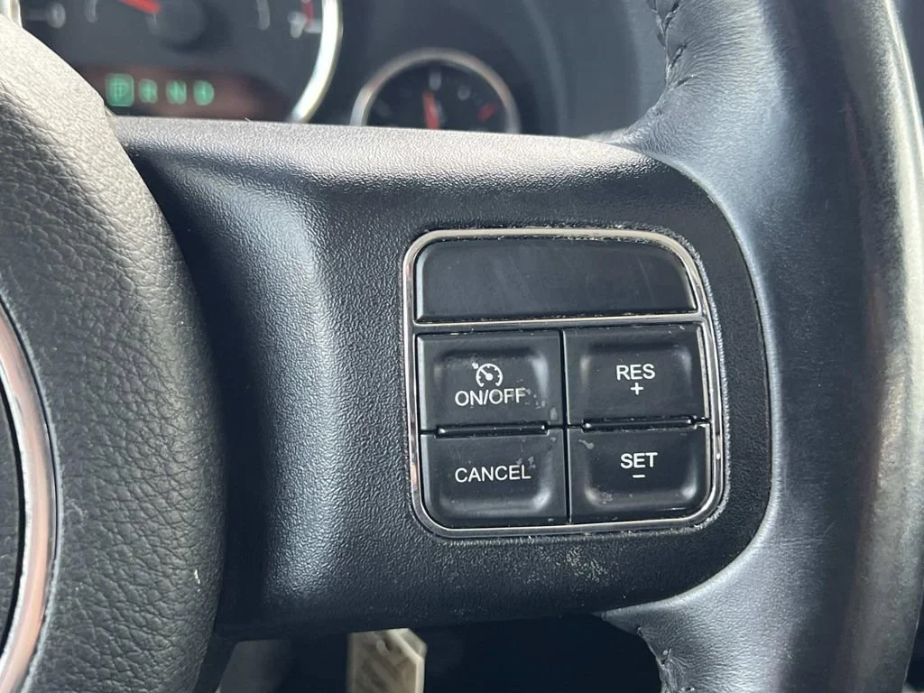 Used 2017 Gray Jeep Sport 4x4 image 19