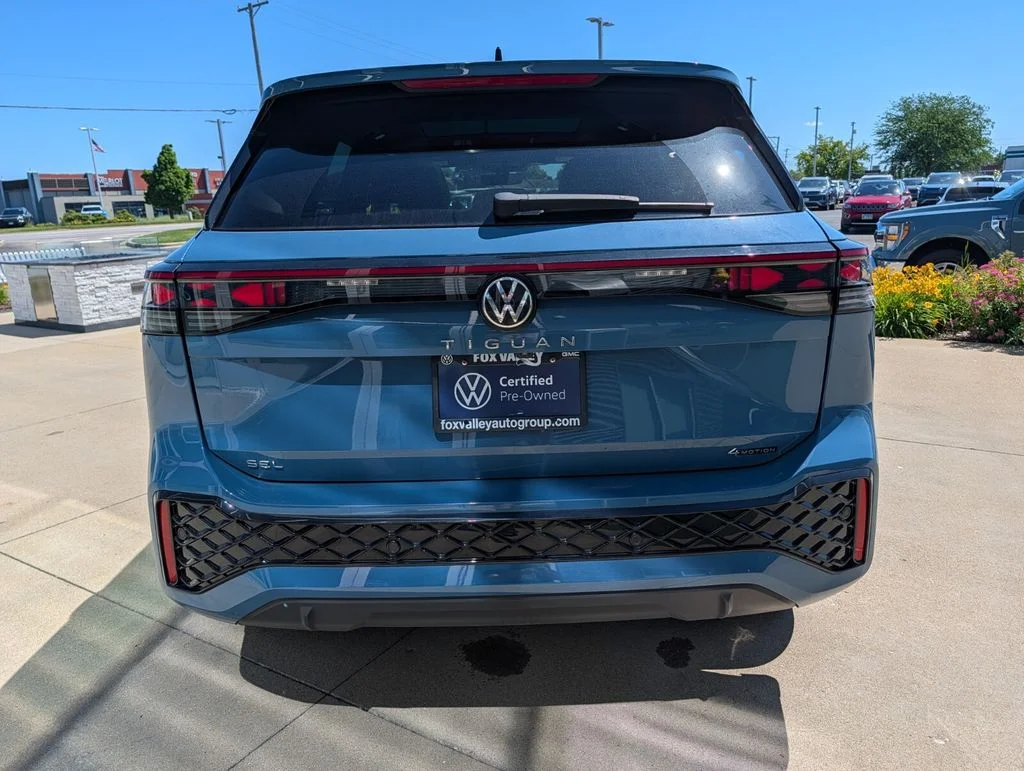Certified Used 2025 Blue Volkswagen 2.0T SEL R-Line image 5