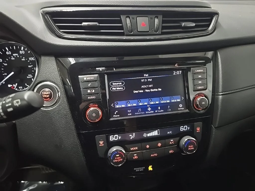 Used 2018 Silver Nissan SV image 25