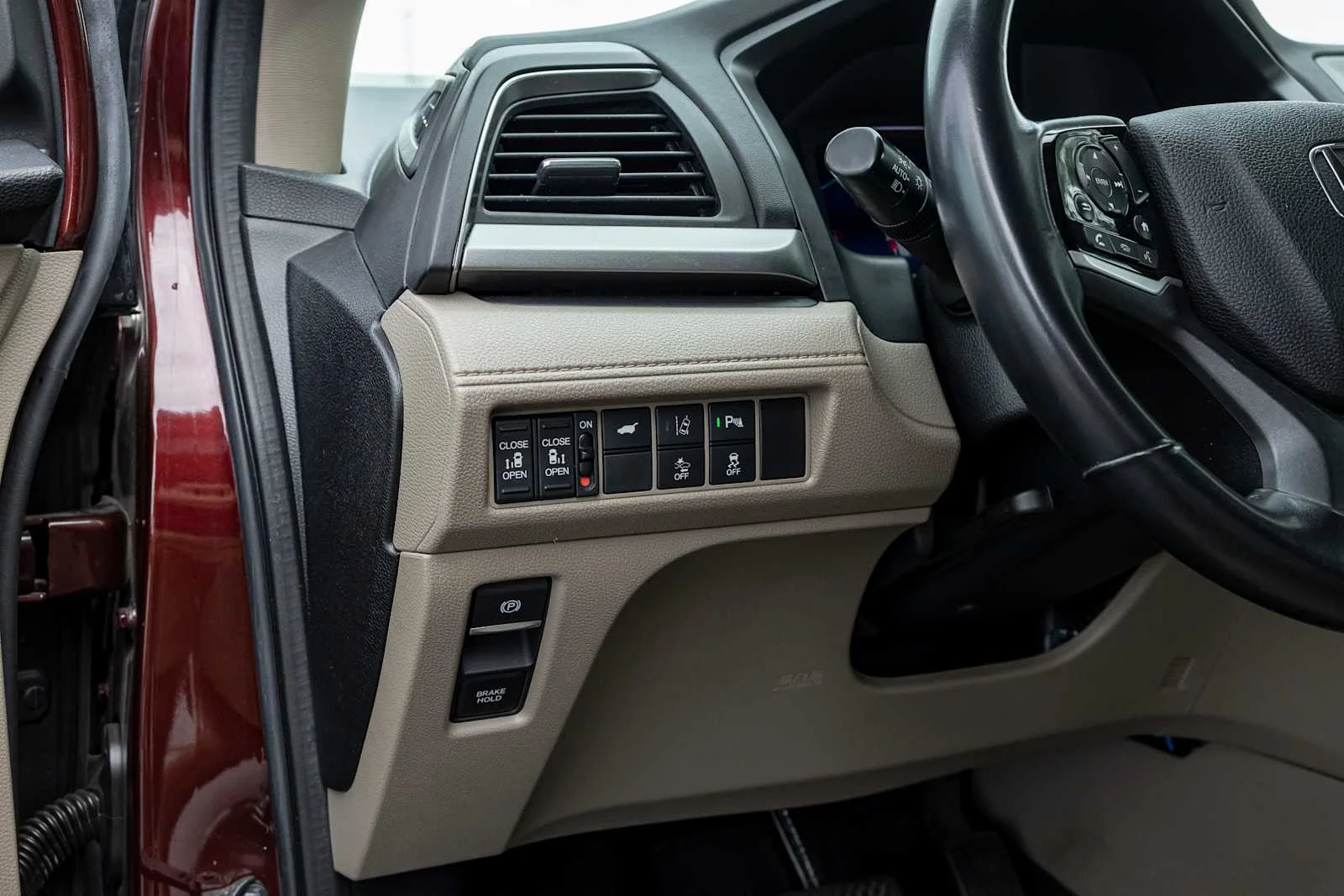 Used 2019 Deep Scarlet Pearl Honda Touring image 16