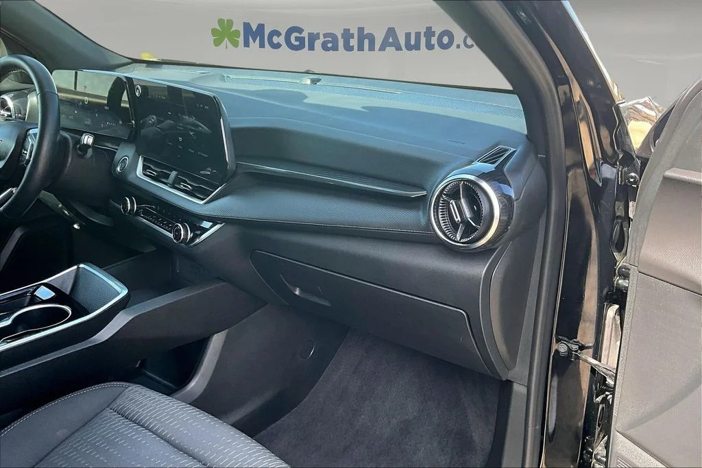 2025 Chevrolet Equinox LT - Photo 29