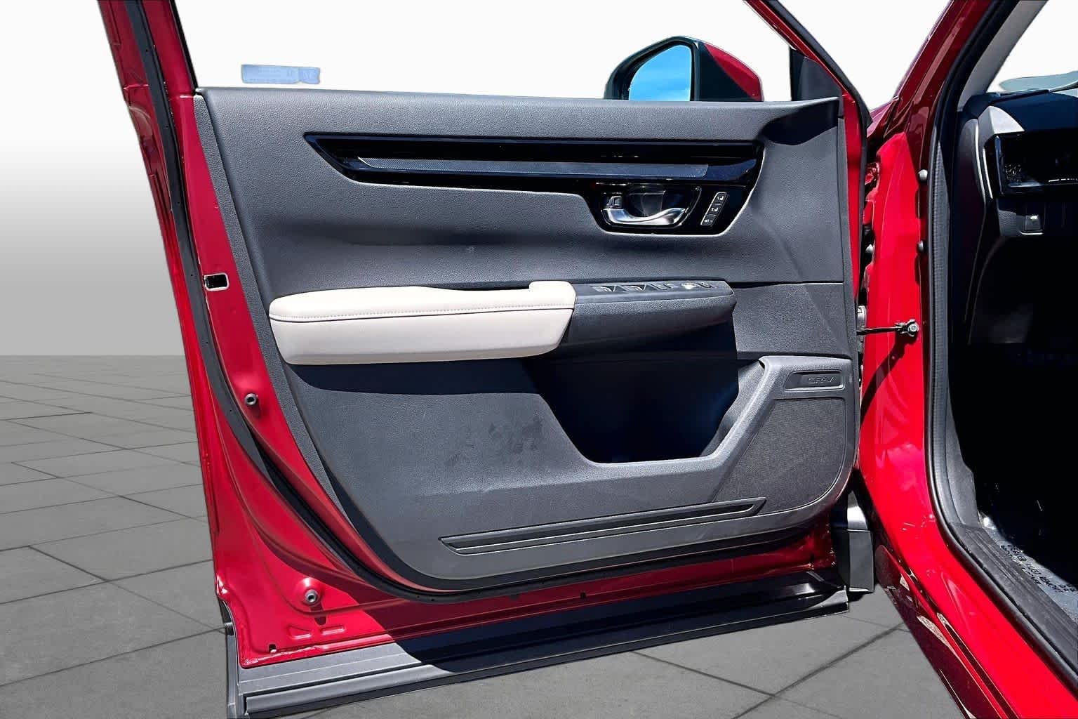 Used 2026 Radiant Red Metallic Honda EX-L image 21