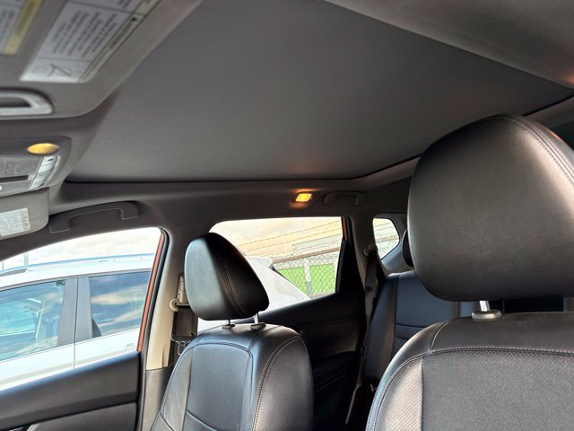 Used 2017 Orange Nissan SL image 7