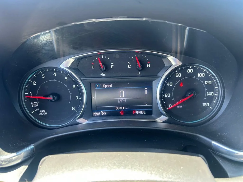 Used 2023 Sterling Gray Metallic Chevrolet LT image 18