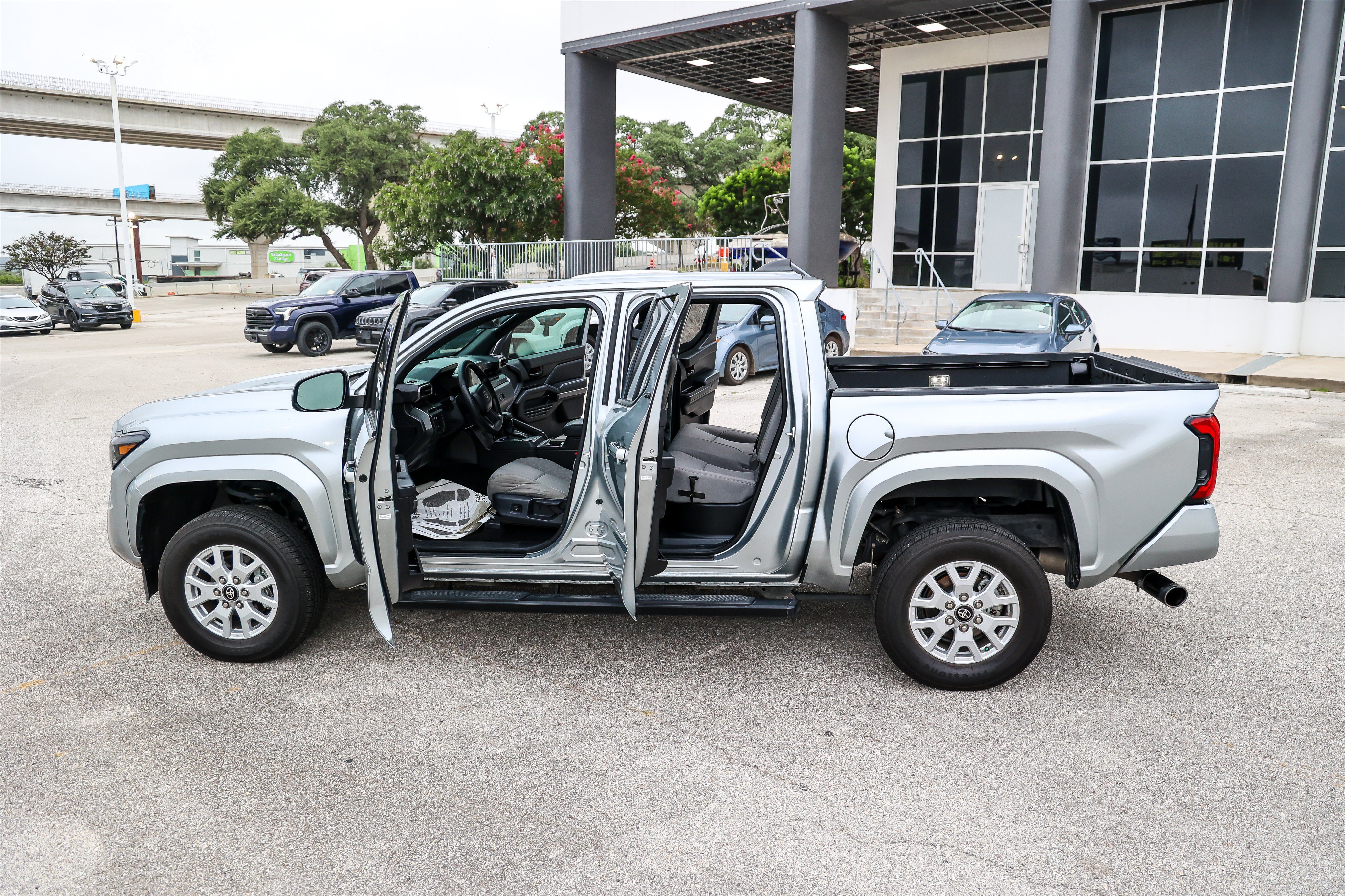 Used 2025 Silver Toyota SR5 image 10