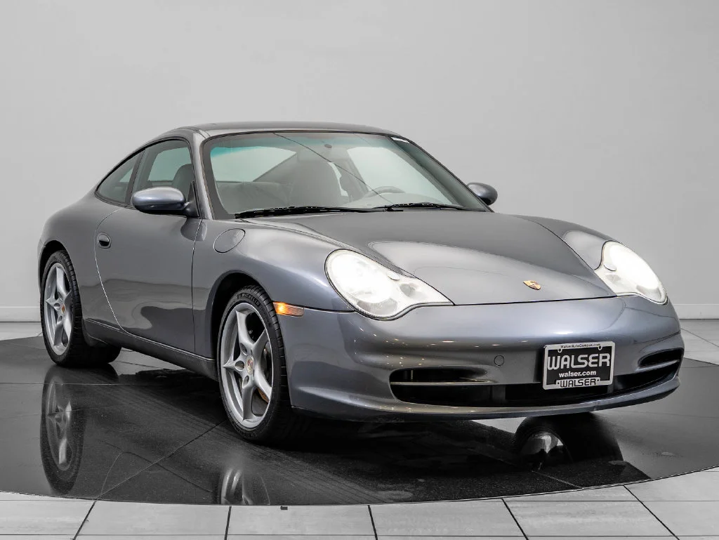 Used 2002 Seal Grey Metallic Porsche Carrera image 10