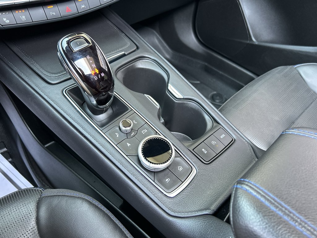 2024 Cadillac XT4 Sport - Photo 24